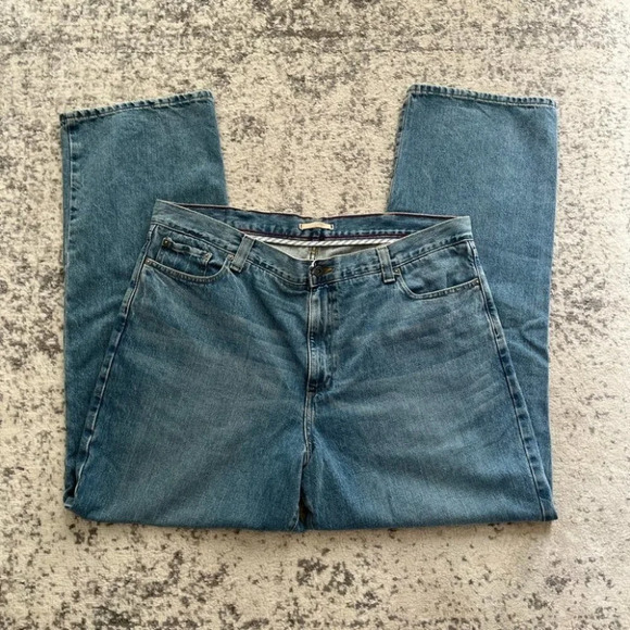 L.L. Bean Other - LL Bean jeans natural fit straight leg light wash 40 x 34